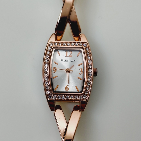 Ellen Tracy Women\'s Watch Rose Gold Tone with Crystal Accents main image 4